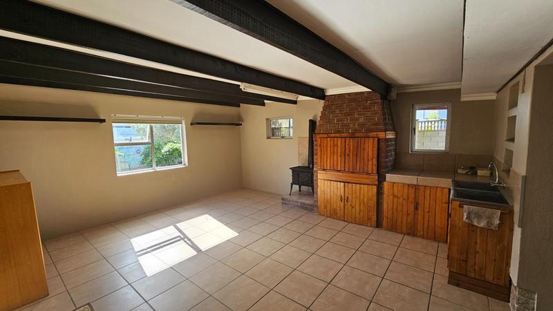 5 Bedroom Property for Sale in Dwarskersbos Western Cape